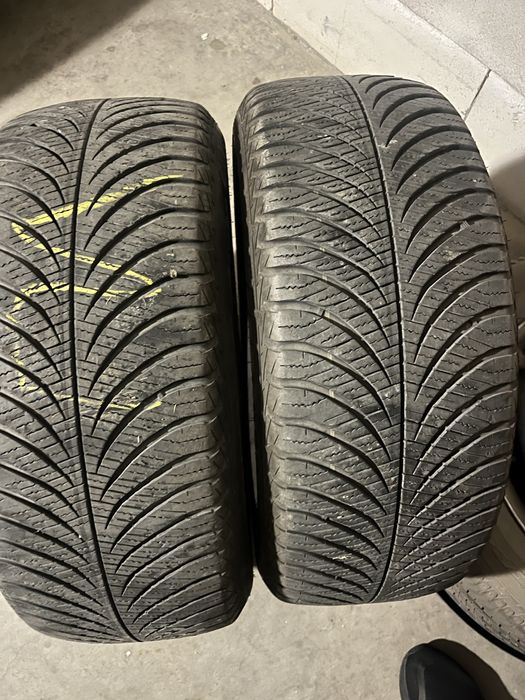 Гуми 215/50/17.  215/55/17