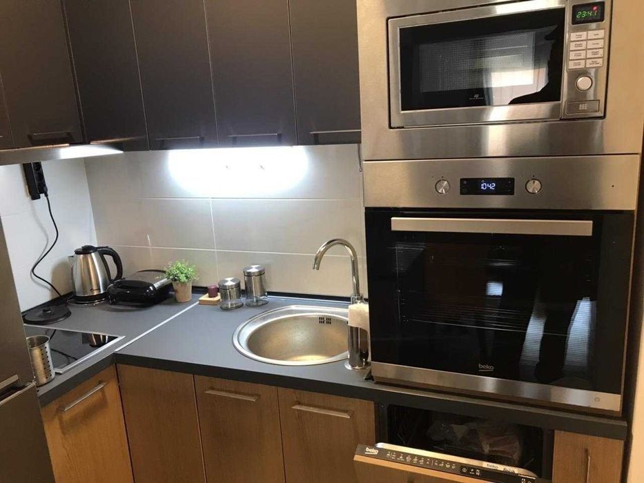 Дава се под наем Двустаен апартамент в Бургас, Изгрев - 63 кв.м за 193.8 € - Снимка #1