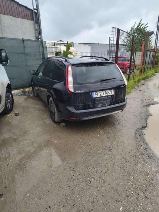 FORD Focus 2010 — imagine 4