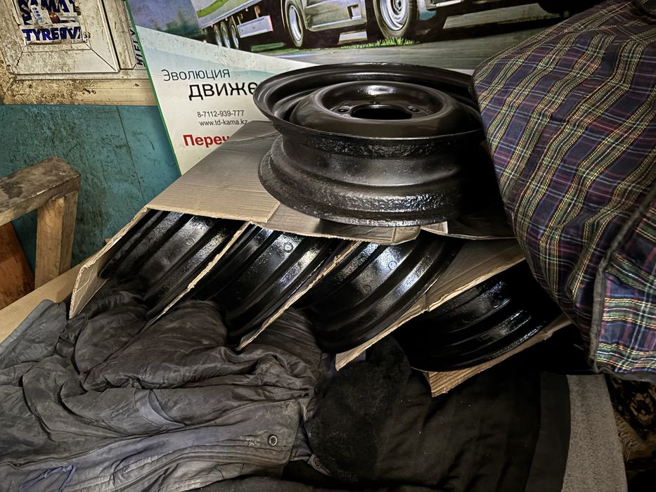 Продам резину 6,50-16 Нива Уаз