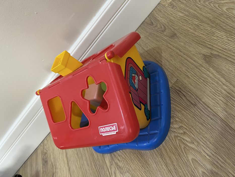 Игрушки-развивашки для ребенка