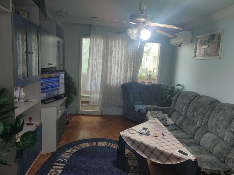 Продава се Двустаен апартамент в Търговище, Център - 74 кв.м за 931 €/кв.м - Снимка #1