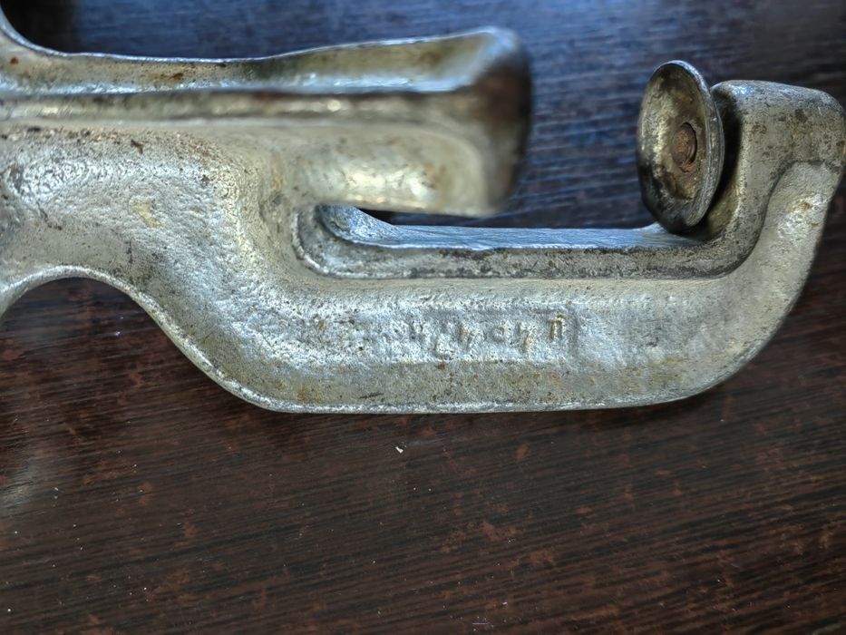 Продавам машинка за мелене на  месо