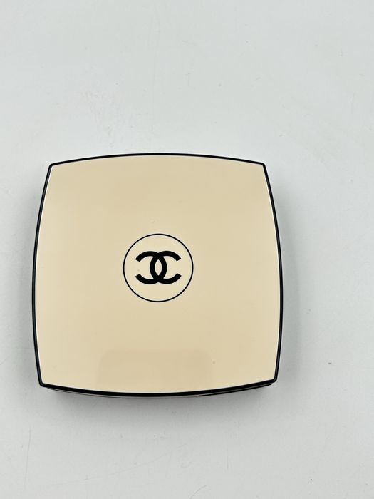 Chanel Les Beiges Healthy Glow Sheer Powder руж