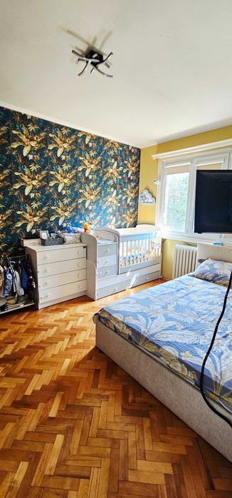 Продава се Тристаен апартамент в София, Надежда 2 - 75 кв.м за 2200 €/кв.м - Снимка #5