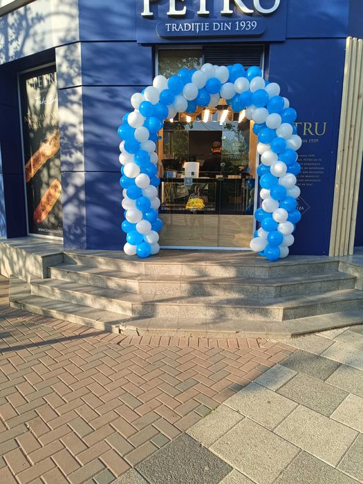 Arcada din baloane deschidere spatii comerciale