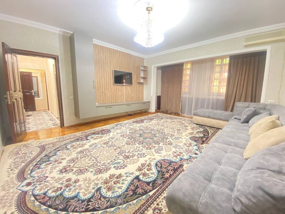 Сдам 3х-ком. квартирe, метро Ойбек