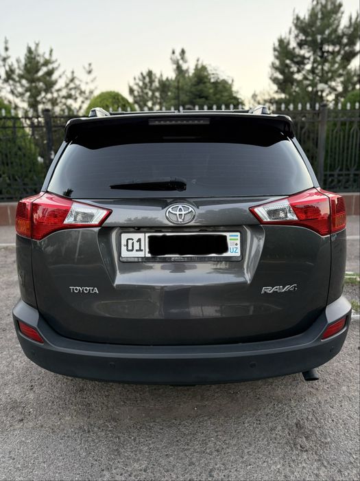 toyota rav 4 sotiladi