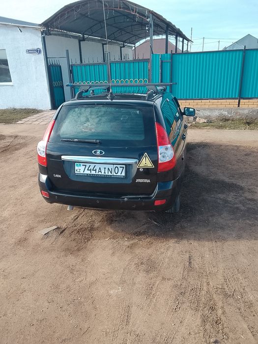 Продам ВАЗ Лада приора универсал