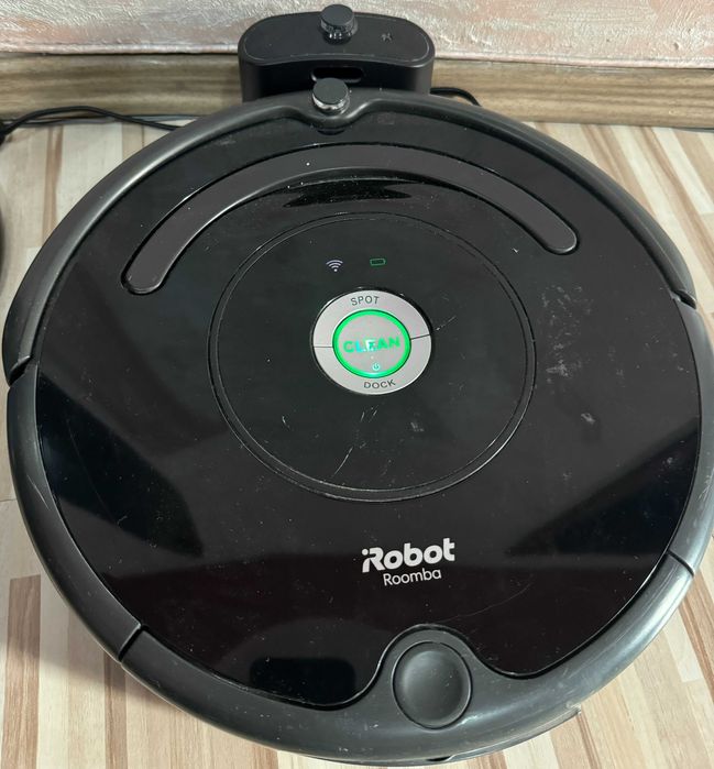 Прахосмукчка робот iRobot Roomba 671, WiFiLAN, App, Черен