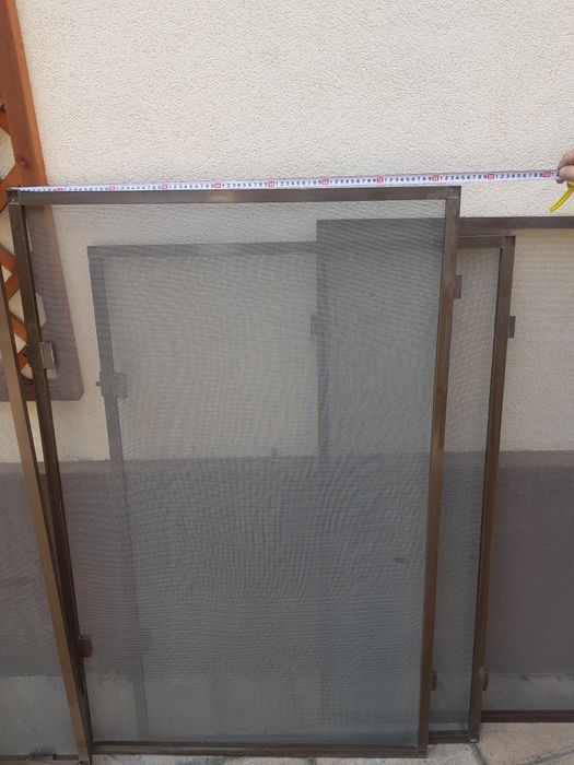 Plase de insecte pe cadru de aluminiu maro
