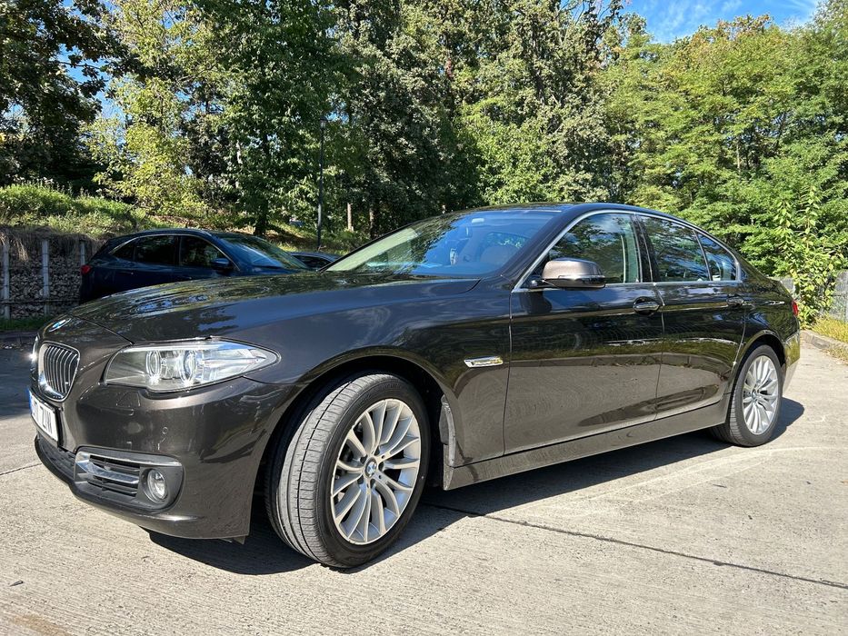 BMW Seria 5 Automat,2014.2.0 Benzina,184cp,Euro 6,185003 km,Full Option