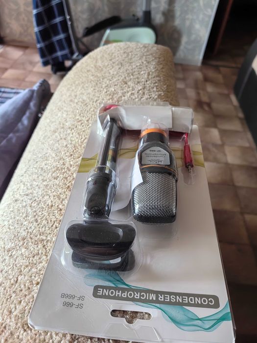 Продам микрофон.