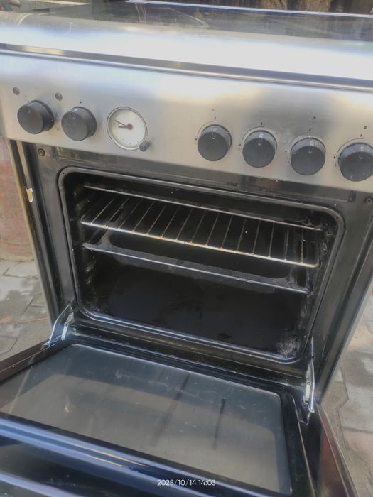 Газовая плита  б/у