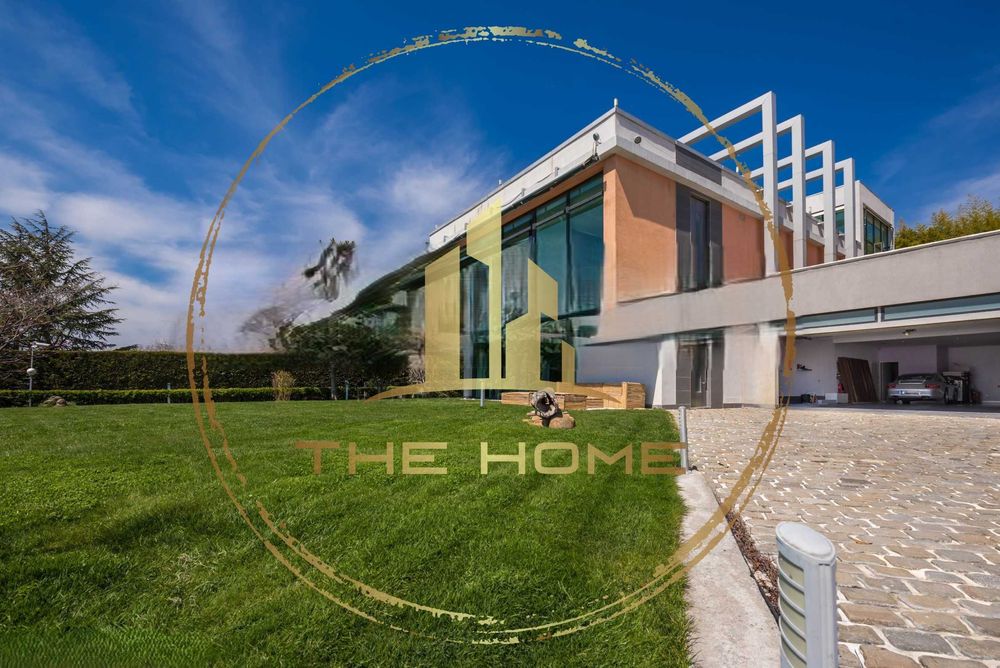 Дава се под наем Къща в Варна, Бриз - 860 кв.м за 4987.29 € - Снимка #19