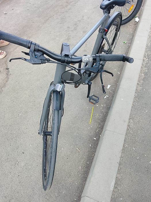 Vând bicicleta instare excelentă