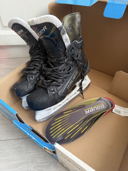 Коньки bauer 6,5 Supreme м40