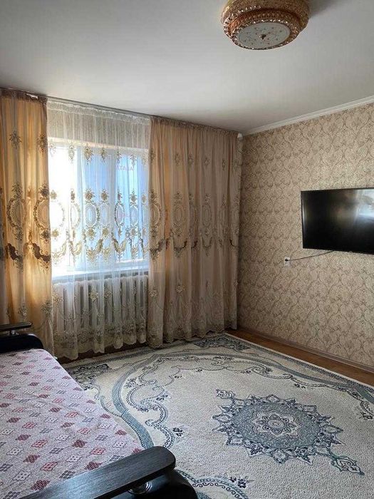 Продается дом в 10-ом микрорайоне.