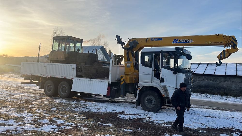 Манипулятор Услуги 24/7