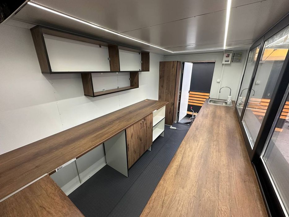 Каравана за бързо хранене 4-2-2.1м с аспиратор