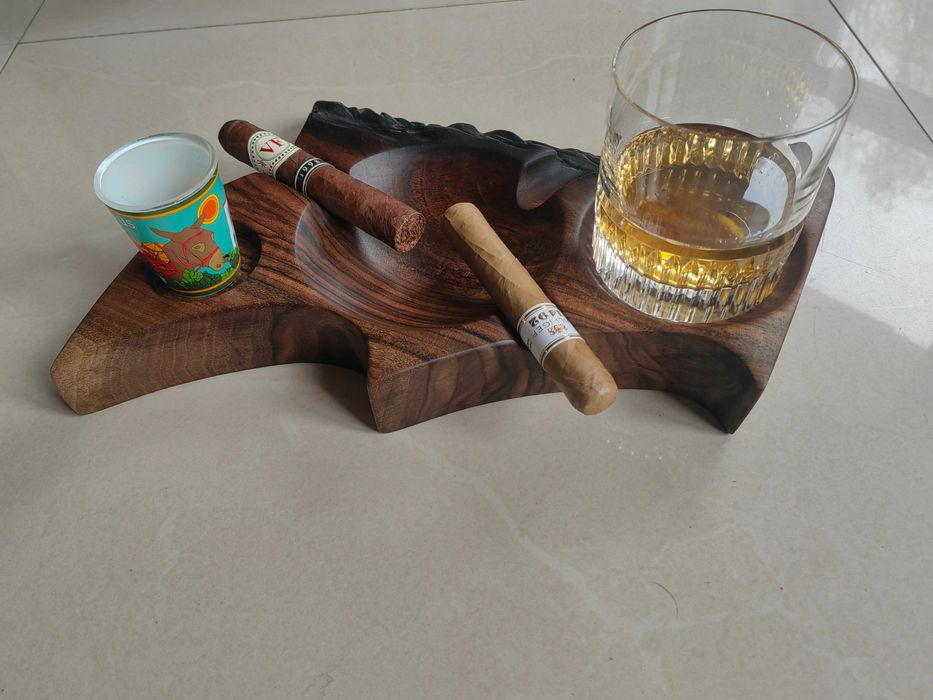 Арт пепелник за пури