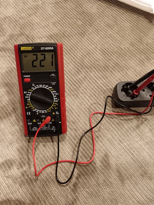 Продам мультиметр DT-9205 A.  Новый