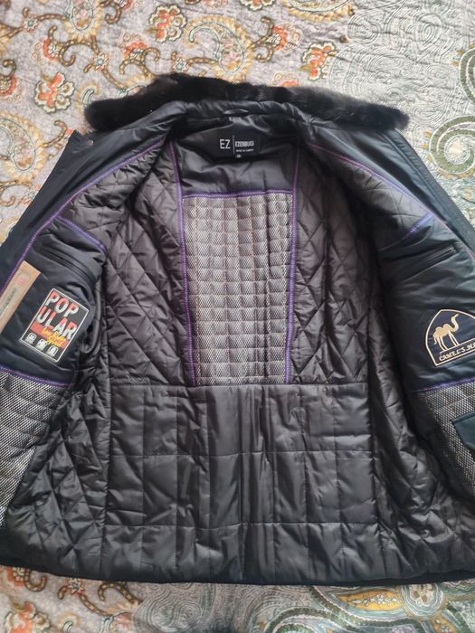 Черная мужская куртка