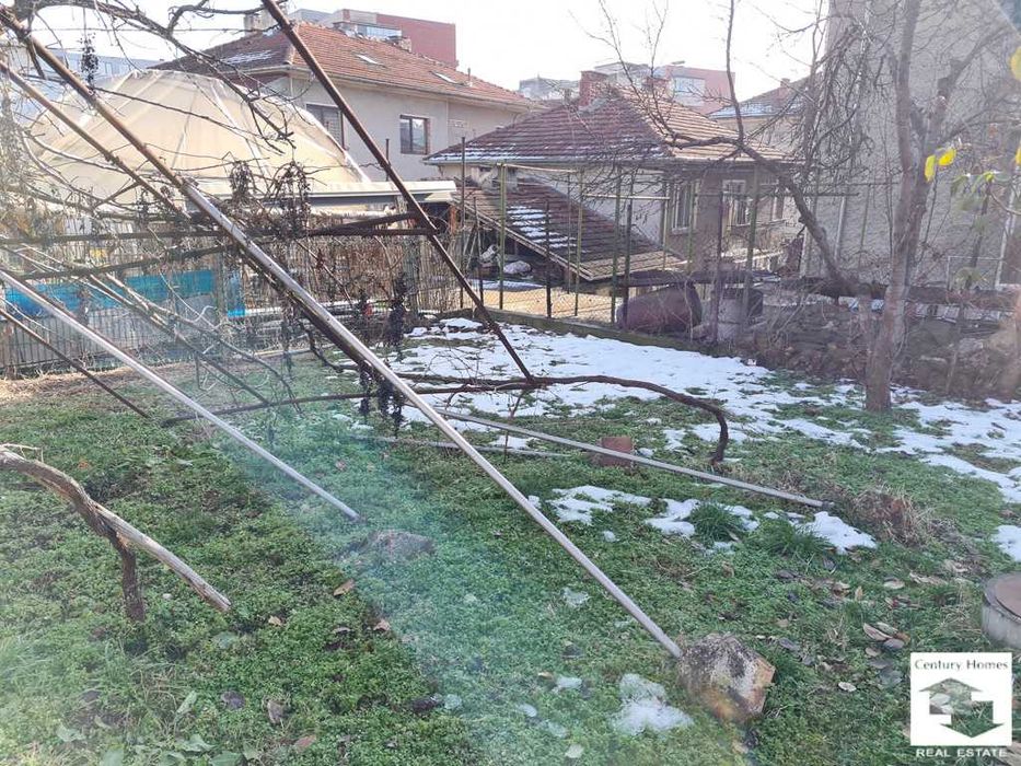 Продава се Етаж от къща в Велико Търново, Център - 130 кв.м за 1377 €/кв.м - Снимка #14