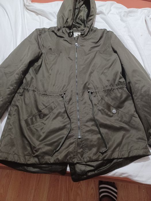 Geaca fiș marca  H&M mărimea 170.