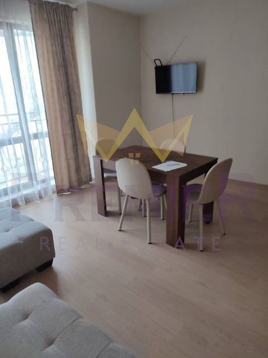 Дава се под наем Тристаен апартамент в Варна, Конфуто - 86 кв.м за 714 € - Снимка #2