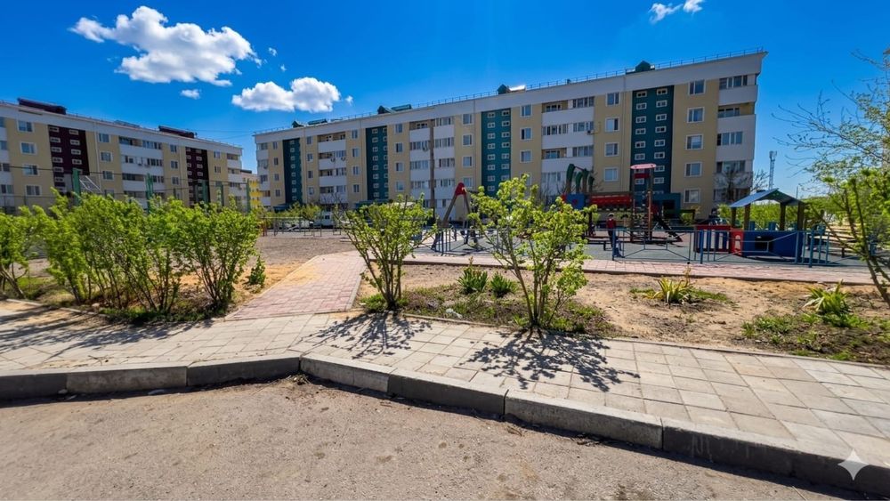 В новостройки 3х комнатная квартира ул. Абая 5/5 на 5 этаже не угловая