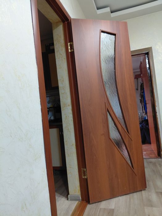 Продам межкомнатные двери