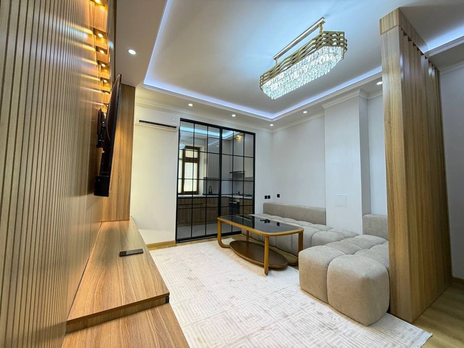 Продается 4х ком квартира в новостройке, ор-р: ТЦ Rivera, 90м²