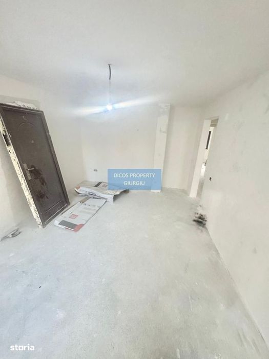 Apartament 4 camere de vânzare – Bd. București