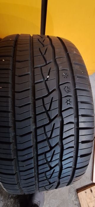 КАТО НОВИ! 2 бр 245 45 18 Continental