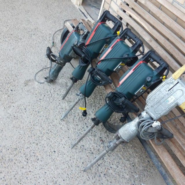 Услуга перфоратор алмазни бурени