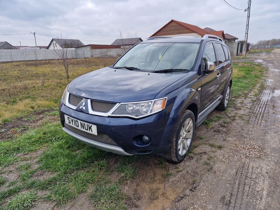 Dezmembrez Mitsubishi Outlander 2.2 156 cp 2007-2011