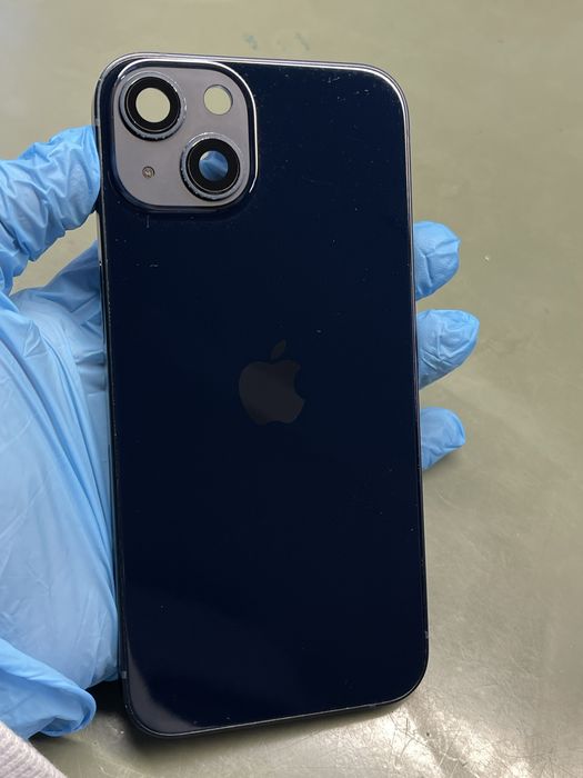 Carcasa iPhone 13 originala