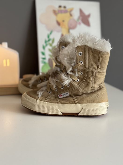 Сапоги на девочку  27-28 р