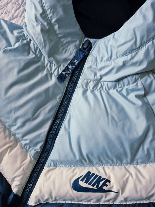 Зимно яке Nike без забележки