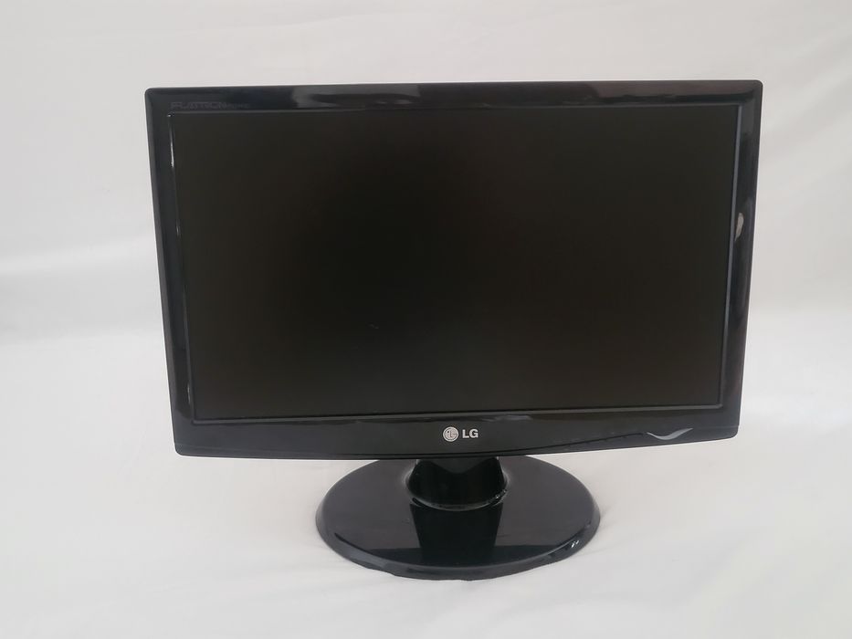 Монитор LG 18.5 дюймов