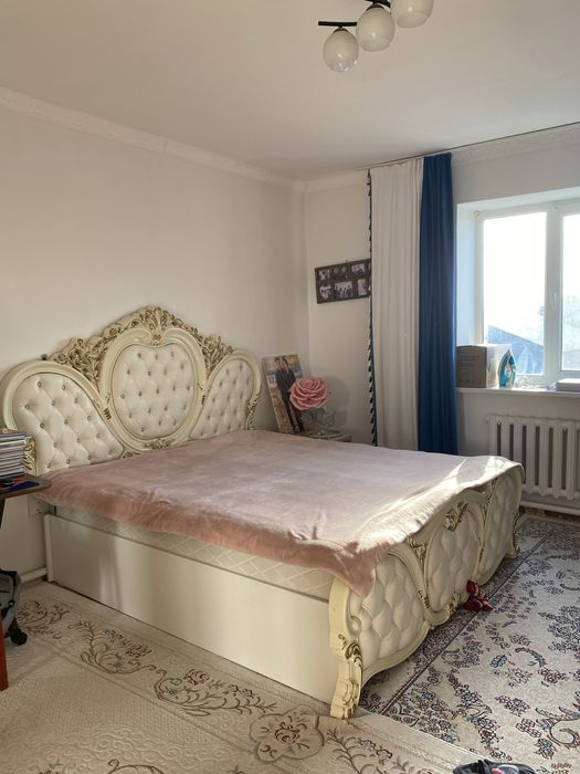 Спальный гарнитур сатылады