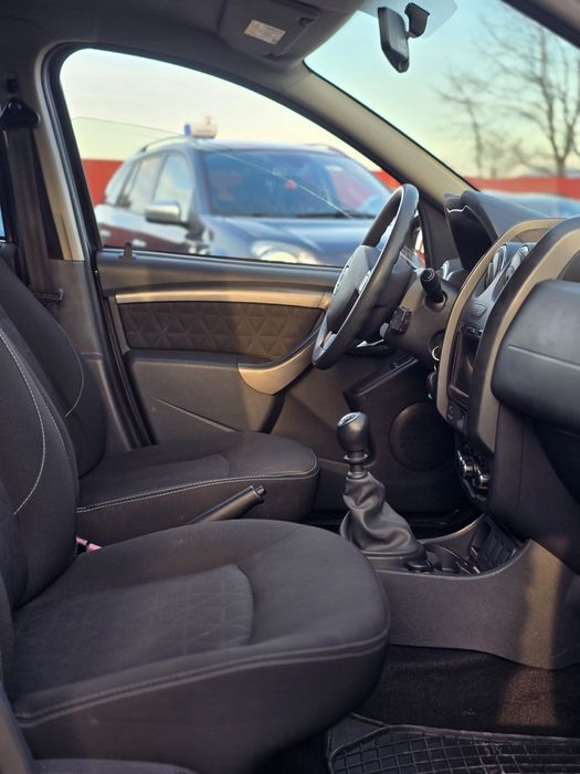 Dacia Duster 1.5dci Laureatè 4x2 2015 RATE GARANTIE