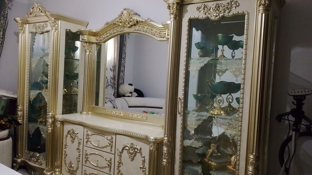 Mebel sotiladi kamplekt