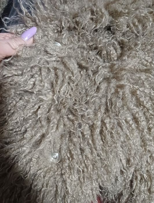 Кафяво пухено яке