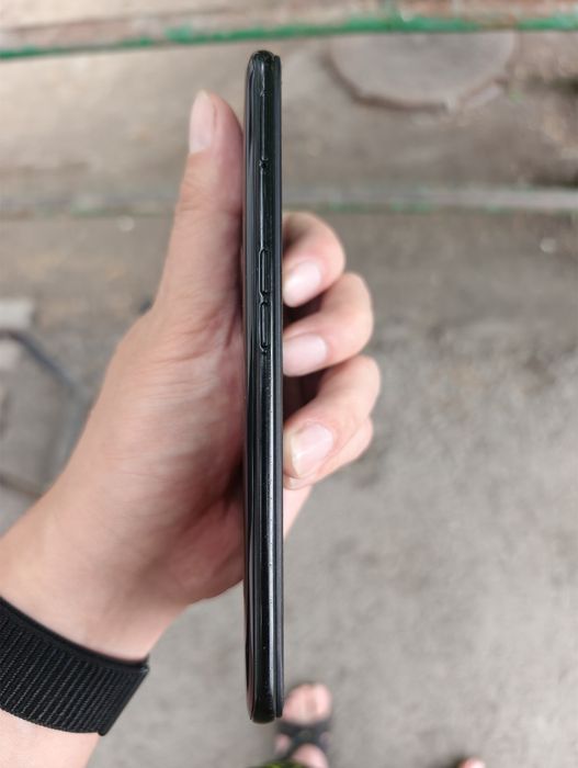 Продам смартфон  Realme 6 pro