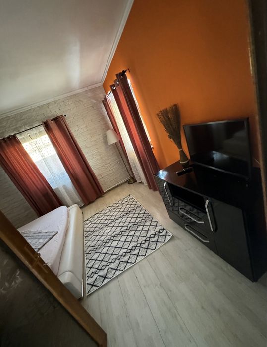 Inchiriem Vila la Cheie Pentru Grupuri-Nibiru Libera BeachPlease