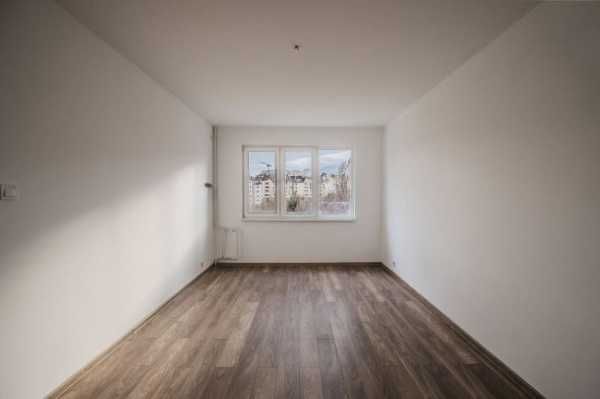 Продава се Тристаен апартамент в София, Дружба 2 - 88 кв.м за 2613 €/кв.м - Снимка #1