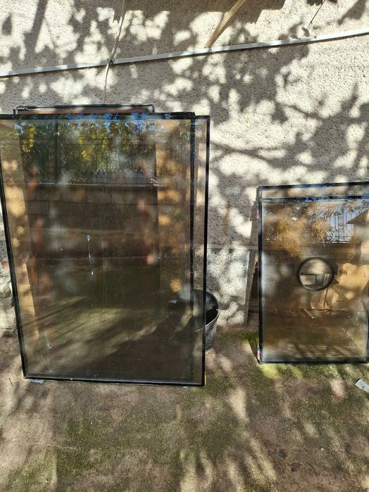 Продавам дограма