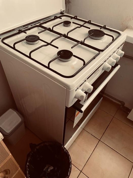 Газ плитка почти новый